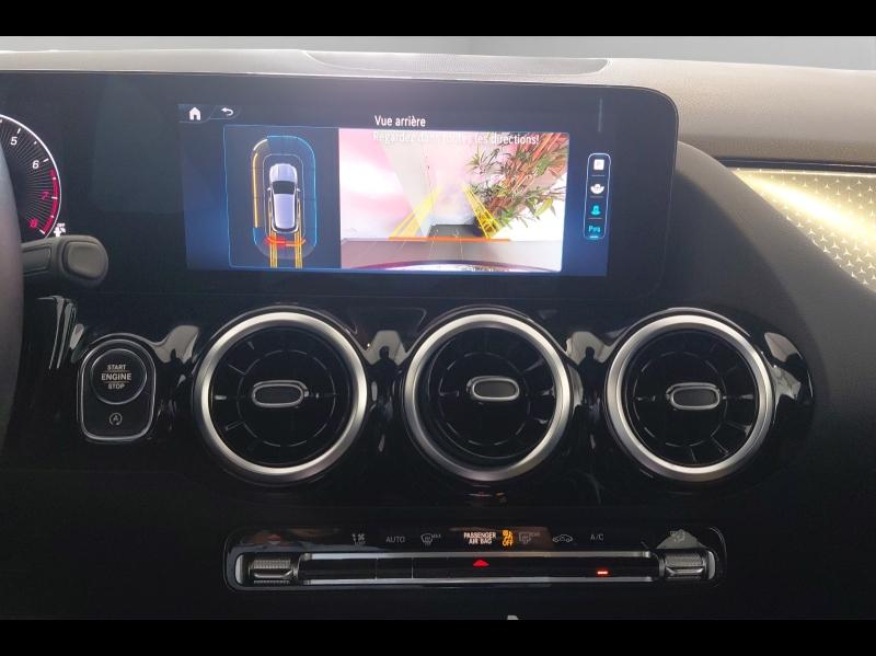 Image MERCEDES-BENZ GLA 200 163ch Progressive Line 7G-DCT