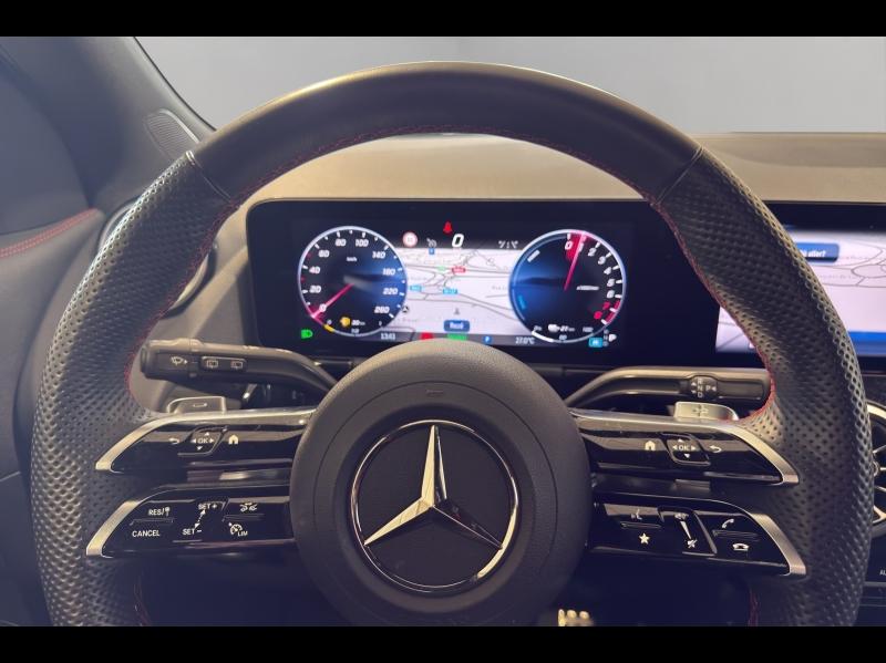 Image MERCEDES-BENZ GLA 250 e 218ch AMG Line 8G-DCT