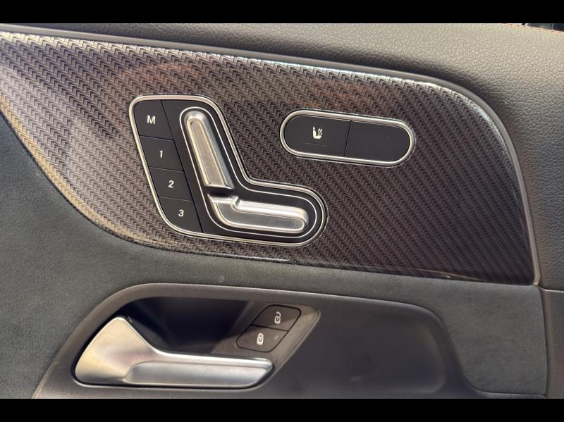 Image MERCEDES-BENZ GLA 250 e 218ch AMG Line 8G-DCT