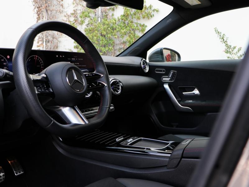 Image MERCEDES-BENZ Classe A 250 e Hybrid EQ 163+109ch AMG Line 8G-DCT