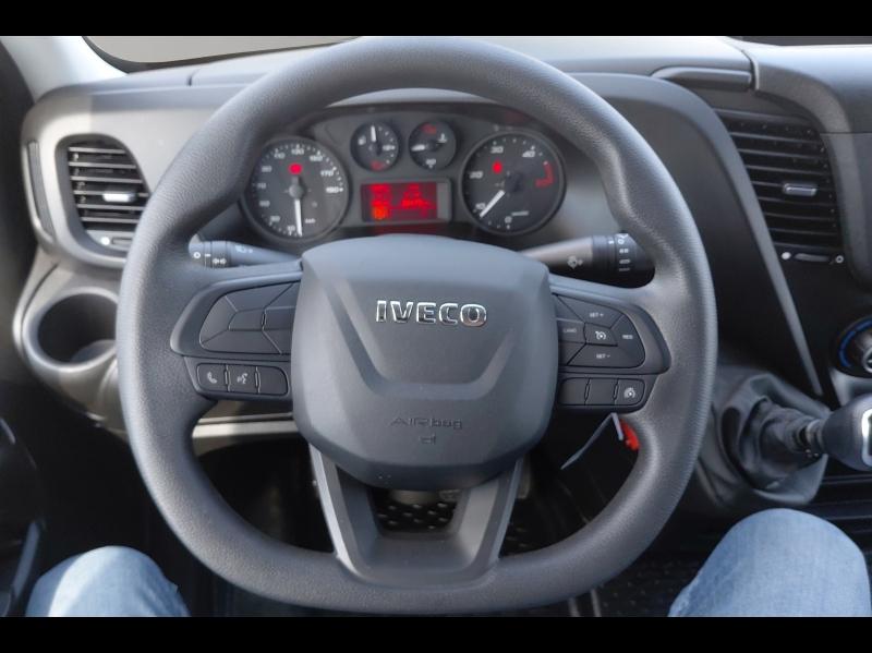 Image IVECO Daily CCb 35C16H empattement 4100 3.0
