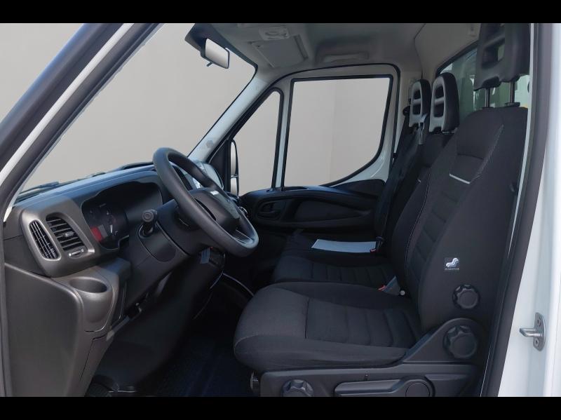 Image IVECO Daily CCb 35C16H empattement 4100 3.0