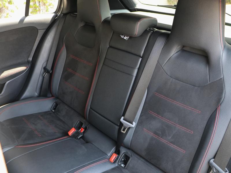 Image MERCEDES-BENZ Classe A 250 e Hybrid EQ 163+109ch AMG Line 8G-DCT