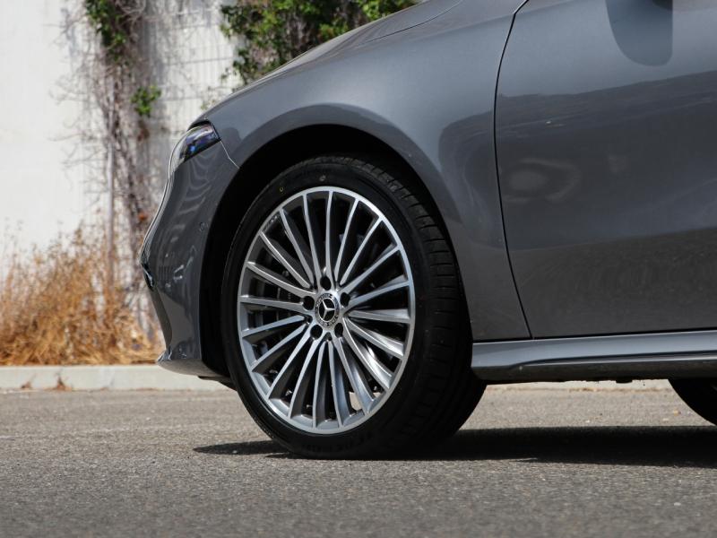 Image MERCEDES-BENZ Classe A 250 e Hybrid EQ 163+109ch AMG Line 8G-DCT