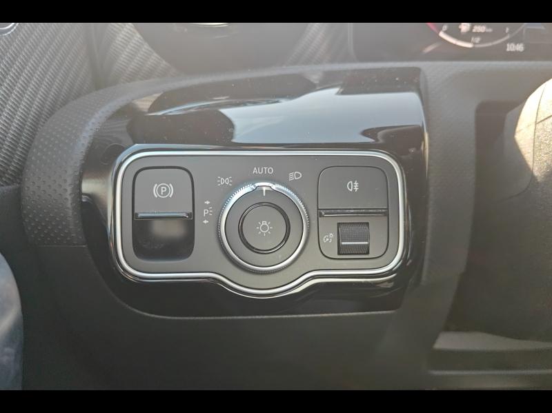 Image MERCEDES-BENZ Classe A 180 d 116ch Progressive Line 8G-DCT