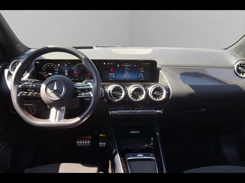 Image MERCEDES-BENZ GLA 200 d 150ch AMG Line 8G-DCT 4Matic
