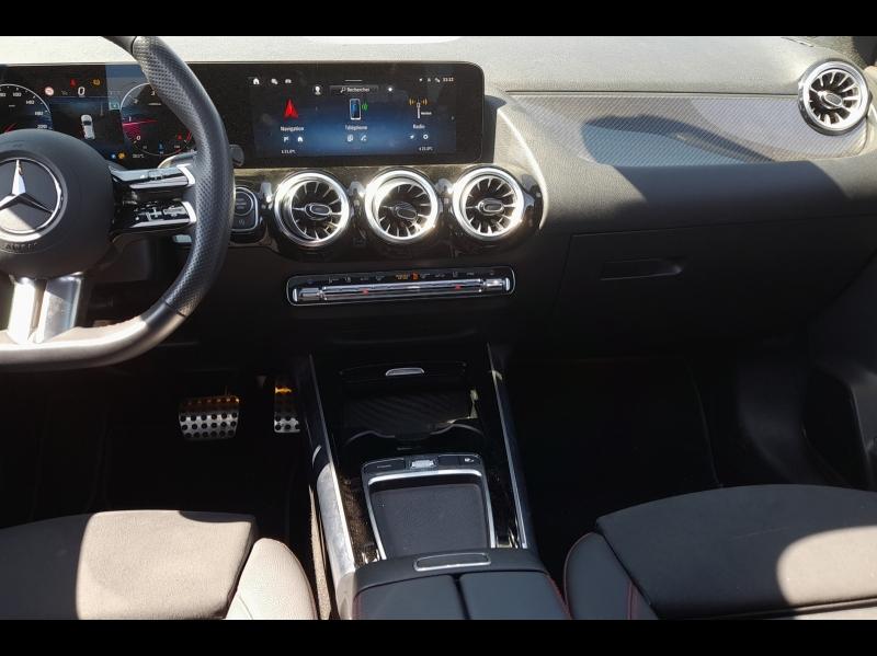 Image MERCEDES-BENZ GLA 200 d 150ch AMG Line 8G-DCT 4Matic