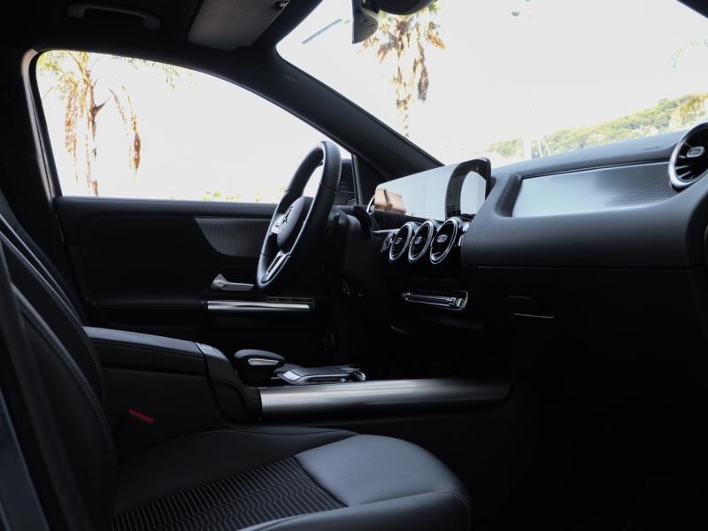 Image MERCEDES-BENZ GLA 250 e 160+102ch Business Line 8G-DCT