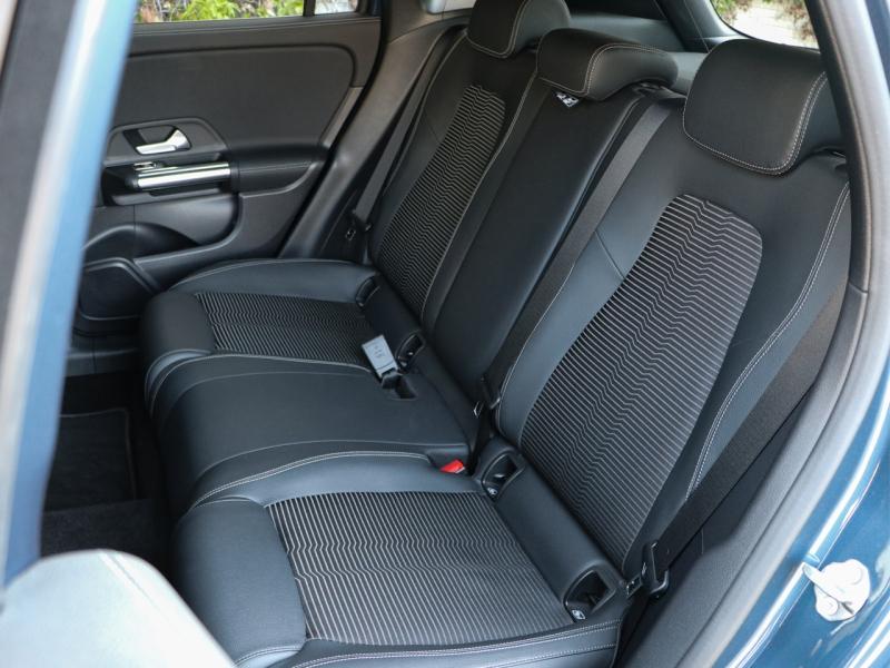 Image MERCEDES-BENZ GLA 250 e 160+102ch Business Line 8G-DCT