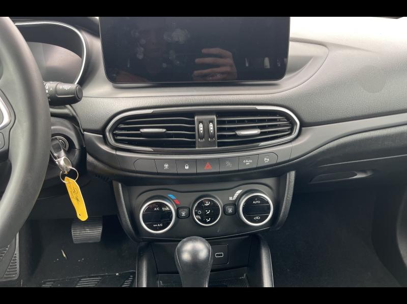 Image FIAT Tipo Cross SW 1.5 FireFly Turbo 130ch S/S Plus Hybrid DCT7 MY22