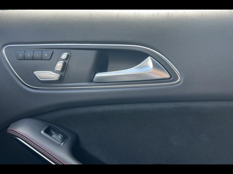 Image MERCEDES-BENZ GLA 200 156ch Fascination 7G-DCT Euro6d-T