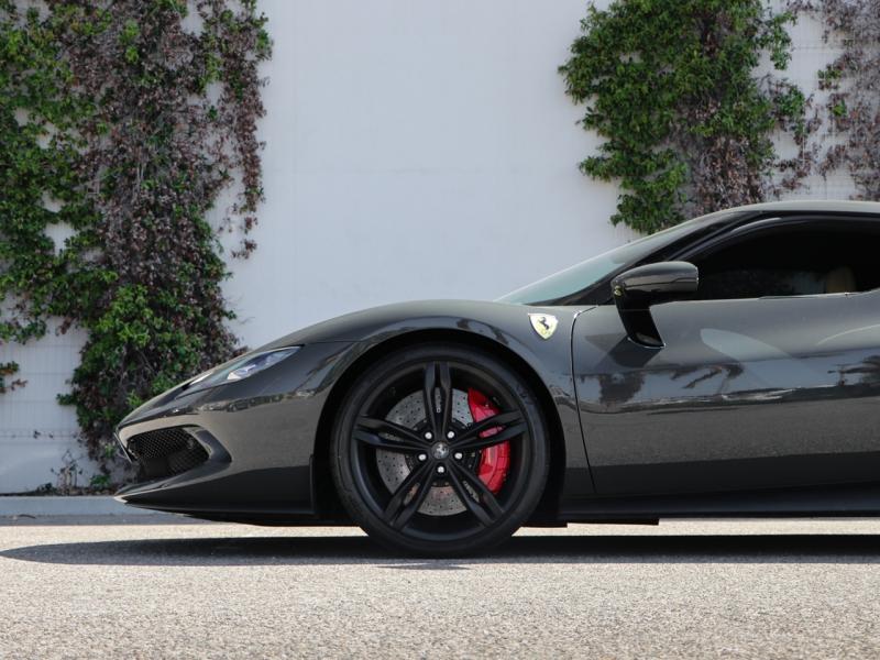 Image FERRARI 296 GTB V6 Biturbo 3.0