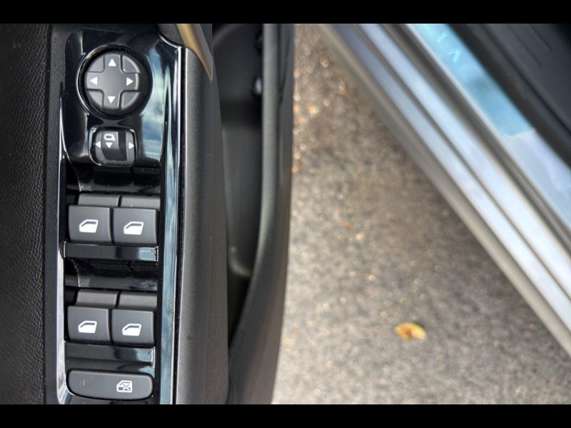 Image LANCIA Ypsilon 1.2 Ibrida 100ch LX eDCT6