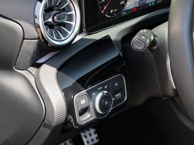 Image MERCEDES-BENZ Classe A 200 d 150ch AMG Line 8G-DCT