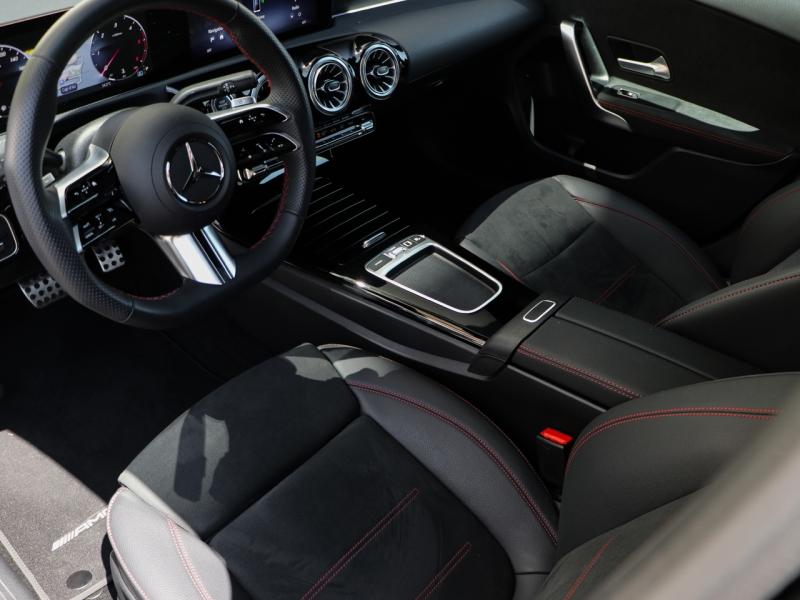 Image MERCEDES-BENZ Classe A 200 d 150ch AMG Line 8G-DCT