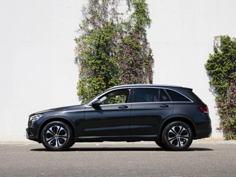 Image MERCEDES-BENZ GLC 220 d 194ch Business Line 4Matic 9G-Tronic