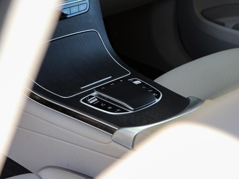 Image MERCEDES-BENZ GLC 220 d 194ch Business Line 4Matic 9G-Tronic