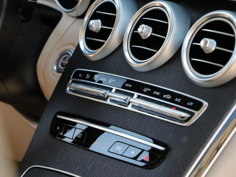Image MERCEDES-BENZ GLC 220 d 194ch Business Line 4Matic 9G-Tronic