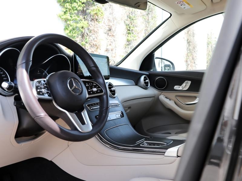 Image MERCEDES-BENZ GLC 220 d 194ch Business Line 4Matic 9G-Tronic