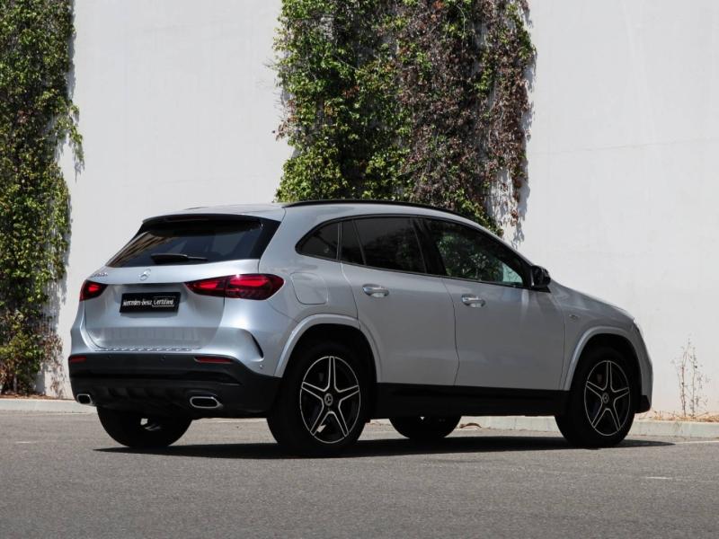 Image MERCEDES-BENZ GLA 250 e Hybrid EQ 218ch AMG Line 8G-DCT