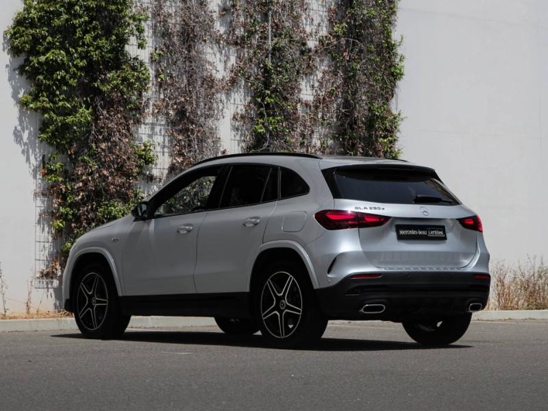 Image MERCEDES-BENZ GLA 250 e Hybrid EQ 218ch AMG Line 8G-DCT