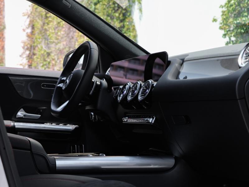 Image MERCEDES-BENZ GLA 250 e Hybrid EQ 218ch AMG Line 8G-DCT