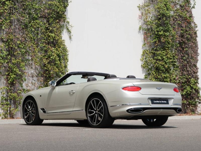 Image BENTLEY Continental GTC W12 6.0 635ch