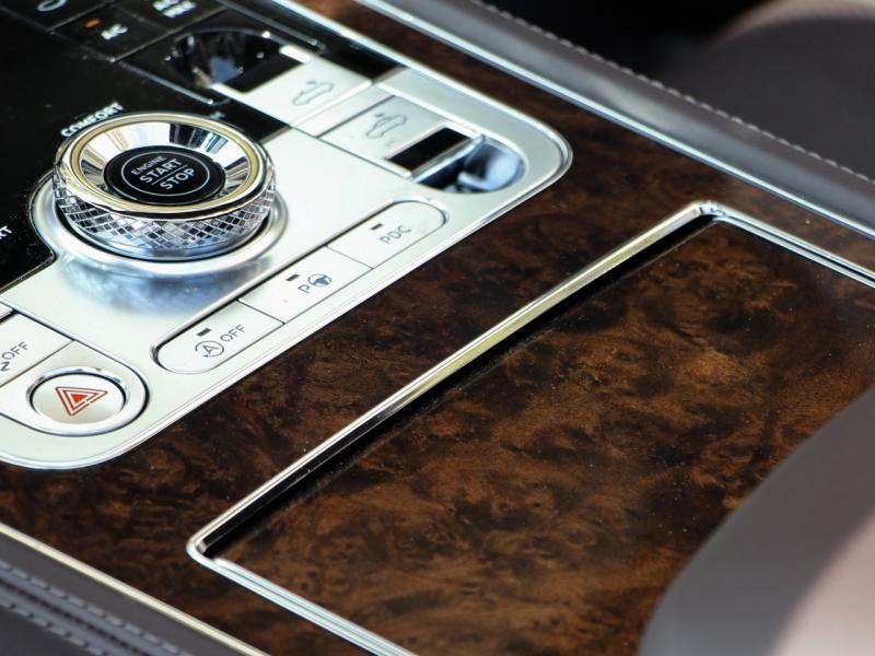 Image BENTLEY Continental GTC W12 6.0 635ch