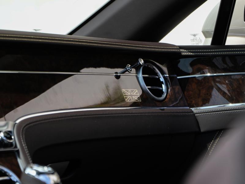 Image BENTLEY Continental GTC W12 6.0 635ch