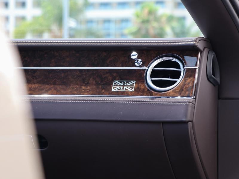 Image BENTLEY Continental GTC W12 6.0 635ch