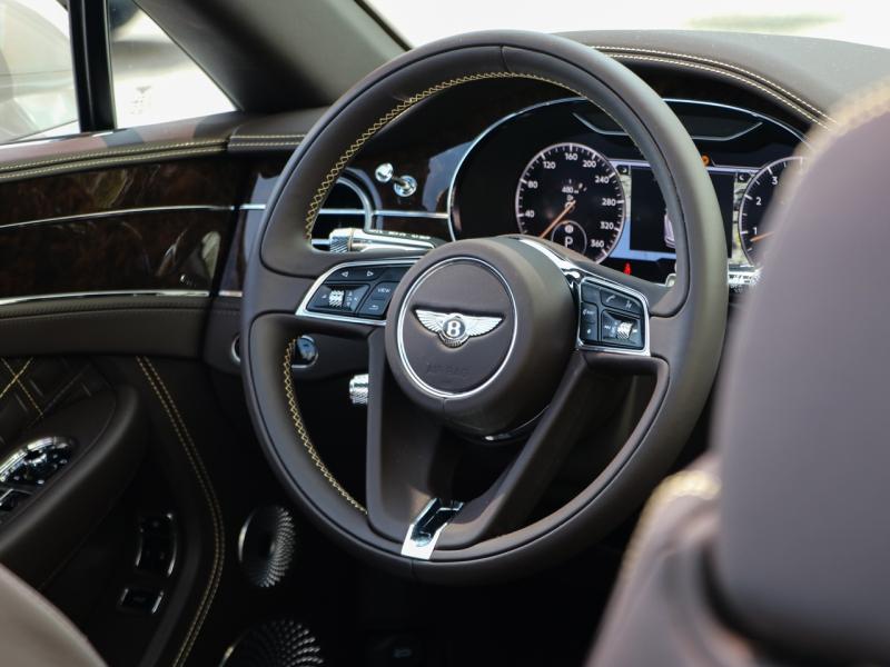 Image BENTLEY Continental GTC W12 6.0 635ch