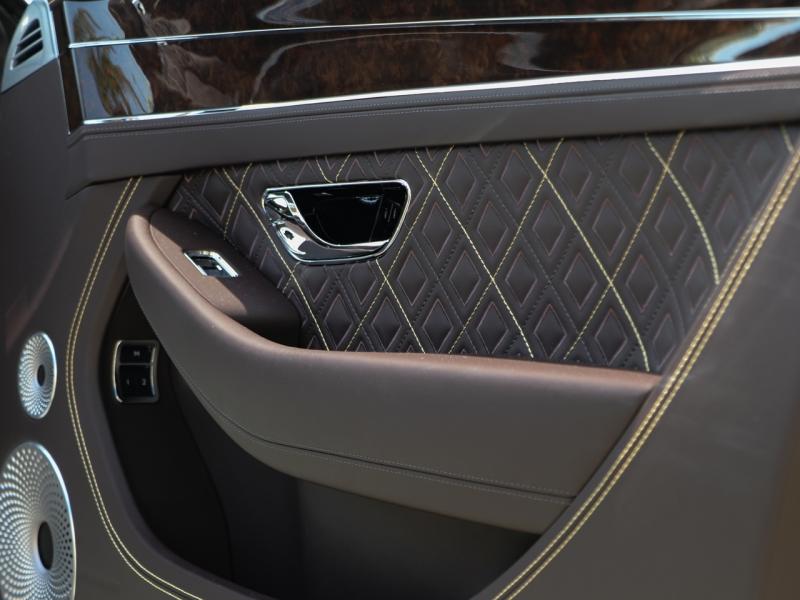Image BENTLEY Continental GTC W12 6.0 635ch