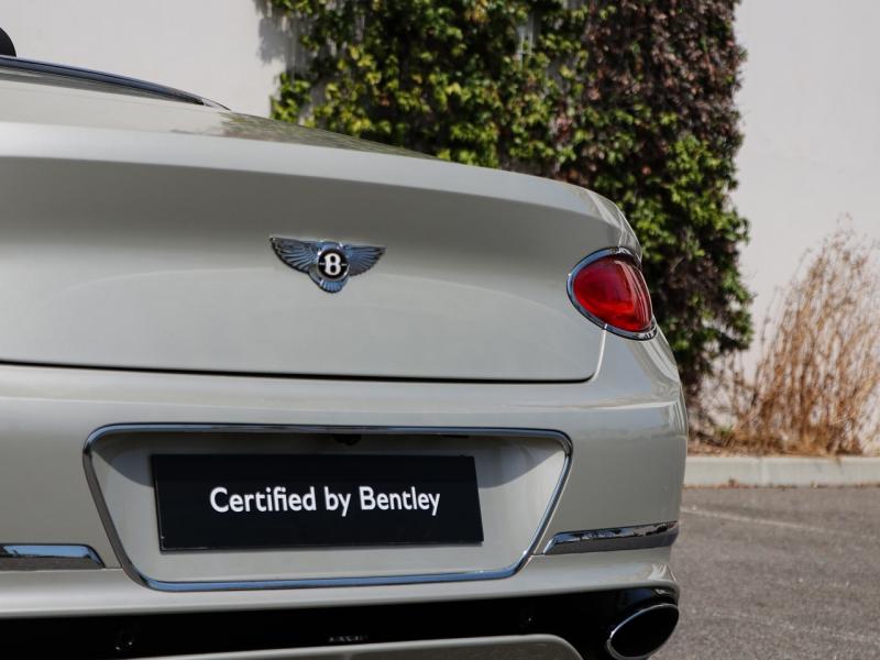 Image BENTLEY Continental GTC W12 6.0 635ch