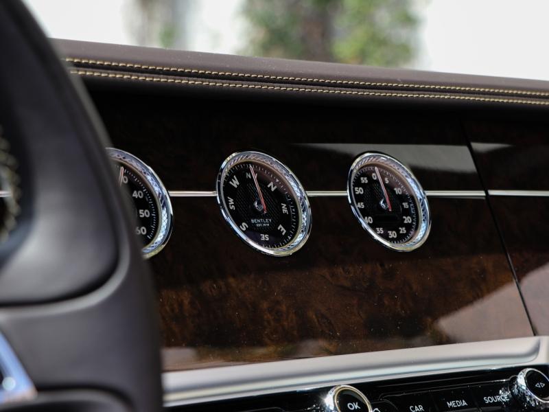 Image BENTLEY Continental GTC W12 6.0 635ch