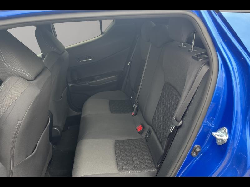 Image TOYOTA C-HR 122h Dynamic Business 2WD E-CVT  MC19