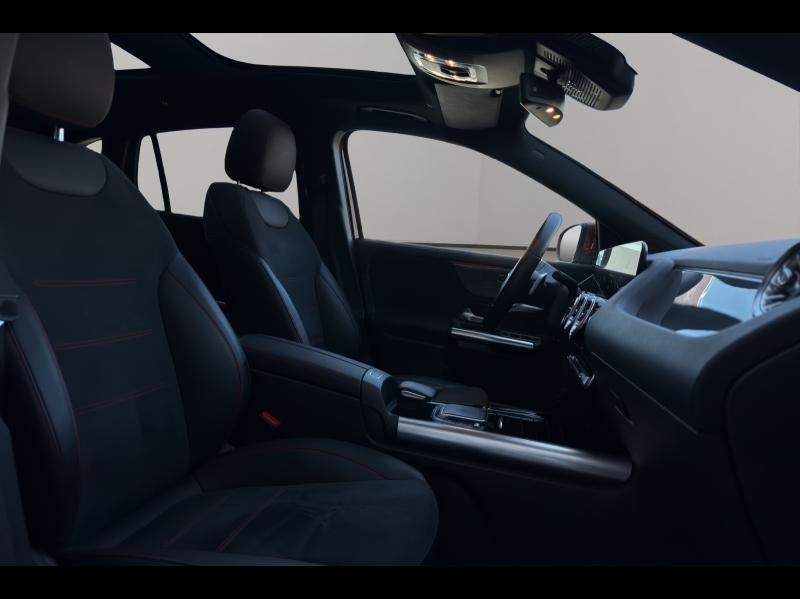 Image MERCEDES-BENZ GLA 200 d 150ch AMG Line 8G-DCT