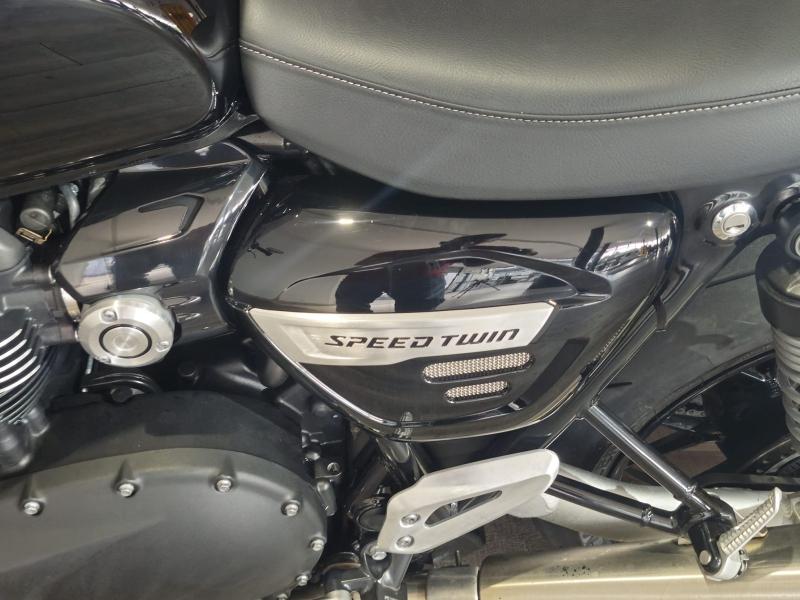 Image TRIUMPH Speed Twin 1200 (LOA POSSIBLE)