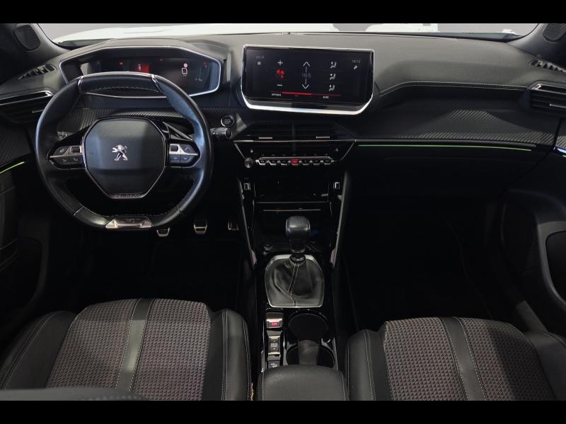 Image PEUGEOT 2008 1.2 PureTech 130ch S&S GT