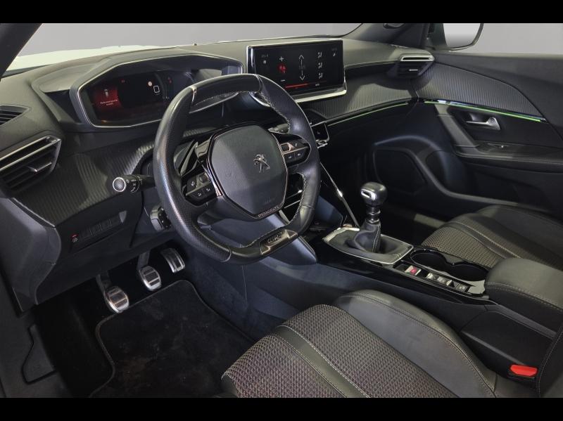 Image PEUGEOT 2008 1.2 PureTech 130ch S&S GT