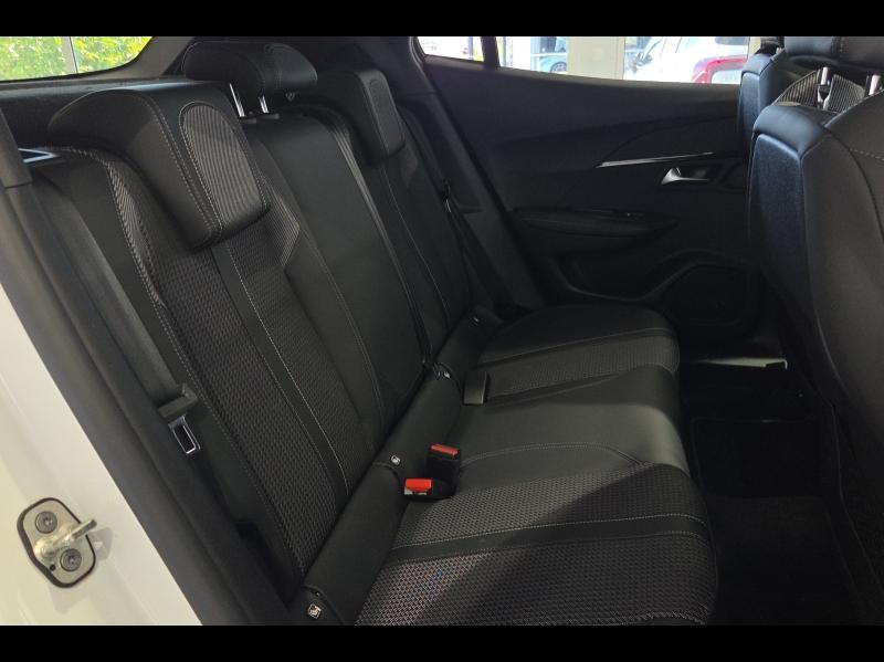 Image PEUGEOT 2008 1.2 PureTech 130ch S&S GT