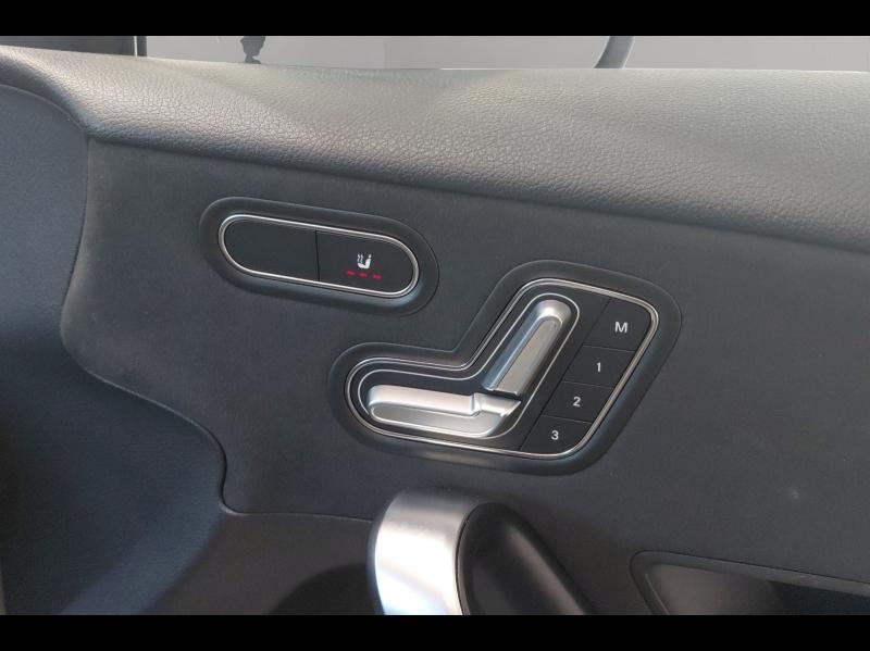 Image MERCEDES-BENZ Classe A 180 d 116ch AMG Line 8G-DCT