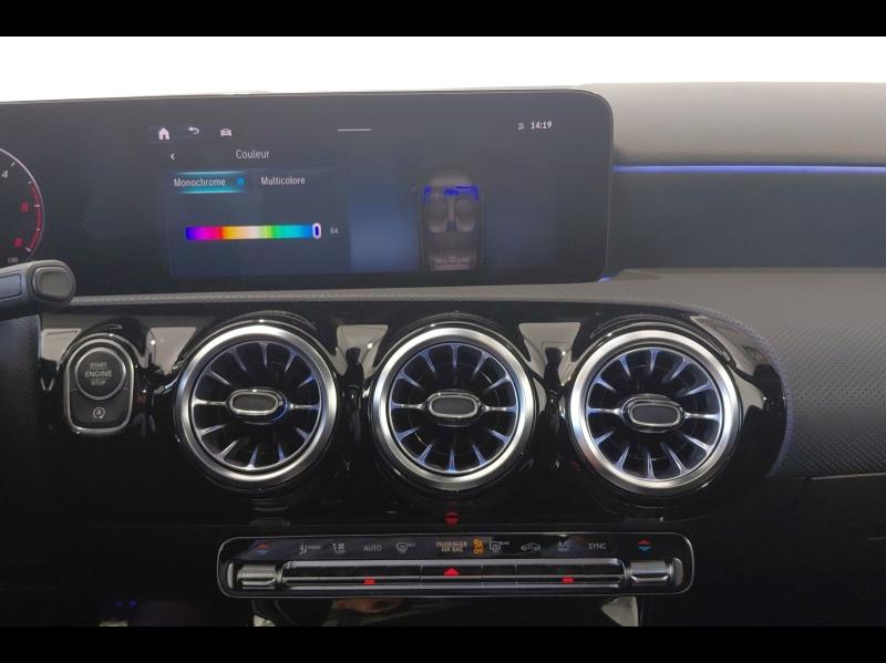 Image MERCEDES-BENZ Classe A 180 d 116ch AMG Line 8G-DCT