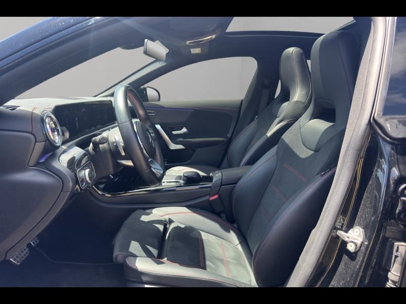 Image MERCEDES-BENZ CLA 200 d 150ch AMG Line 8G-DCT 8cv