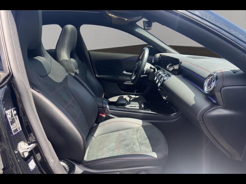 Image MERCEDES-BENZ CLA 200 d 150ch AMG Line 8G-DCT 8cv