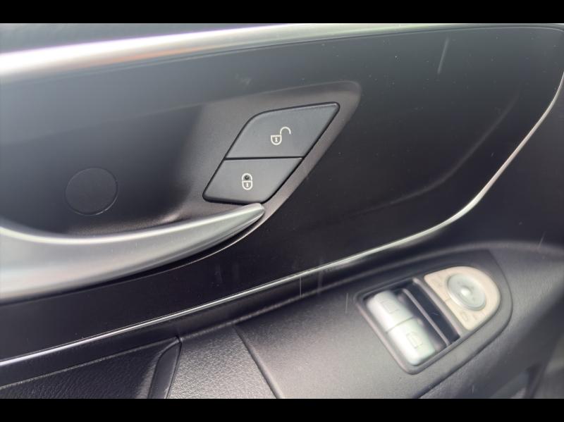 Image MERCEDES-BENZ Vito Tourer 114 CDI Long Pro 9G-Tronic 4X4 8 Places