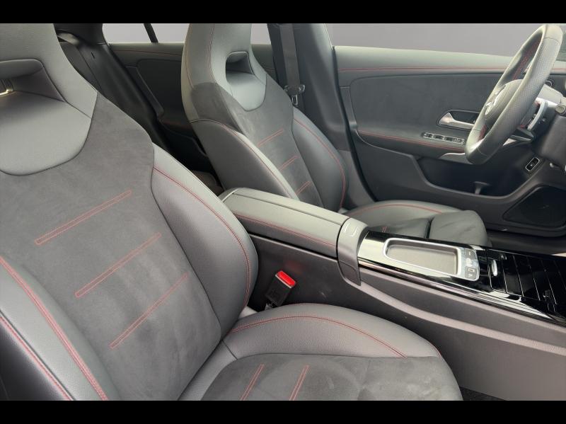 Image MERCEDES-BENZ CLA 250 e Hybrid EQ 218ch AMG Line 8G-DCT