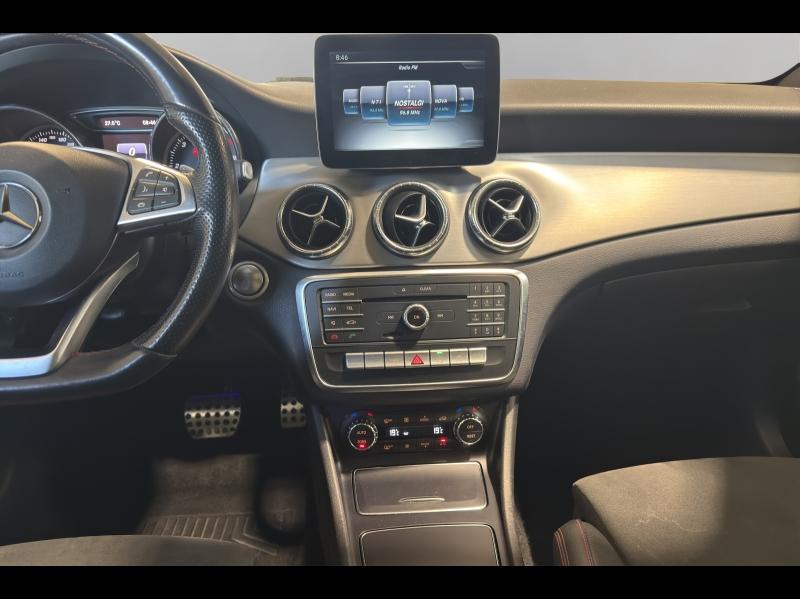 Image MERCEDES-BENZ CLA 200 d Fascination 7G-DCT
