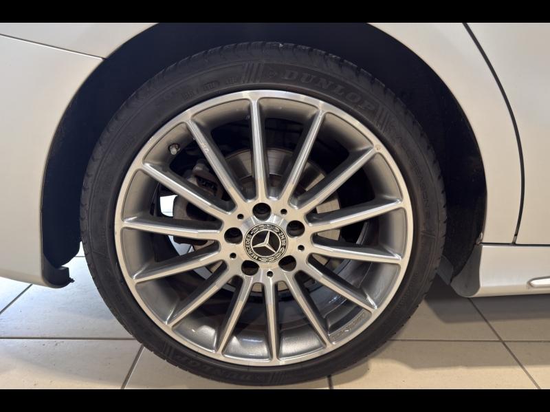 Image MERCEDES-BENZ CLA 200 d Fascination 7G-DCT
