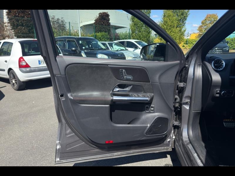 Image MERCEDES-BENZ GLA 250 e 218ch AMG Line 8G-DCT