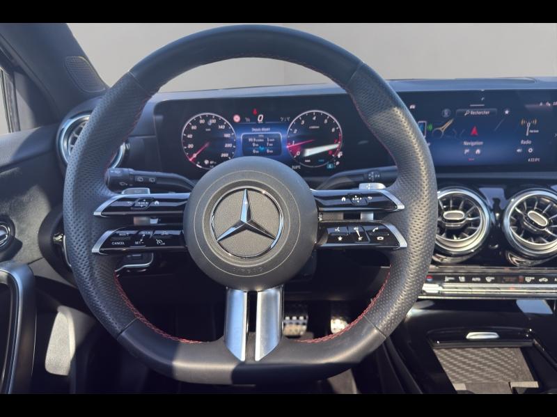 Image MERCEDES-BENZ Classe A 200 163ch AMG Line 7G-DCT